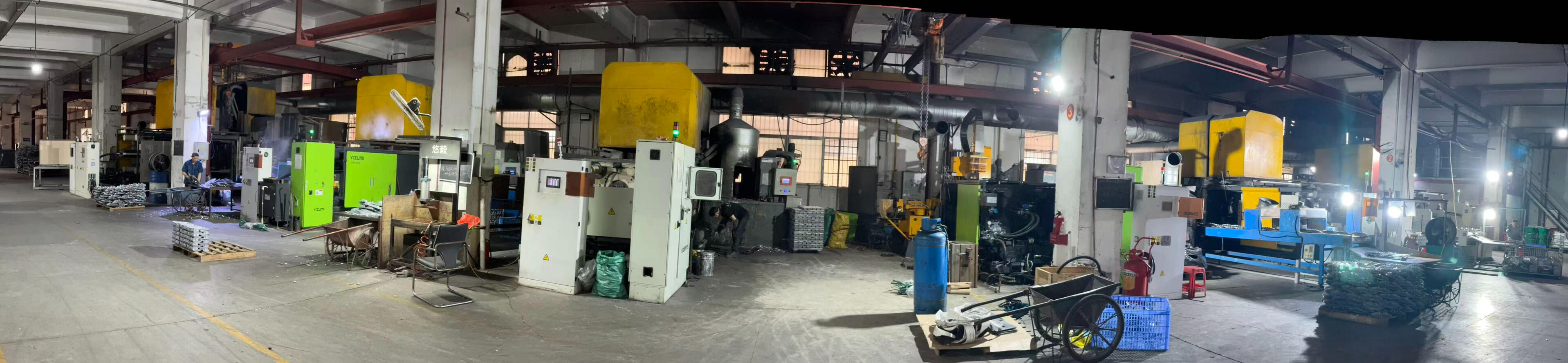 Nuestra Planta de Tratamiento de Superficie Línea de recubrimiento en polvo para carcasas de aluminio en Zhongshan China